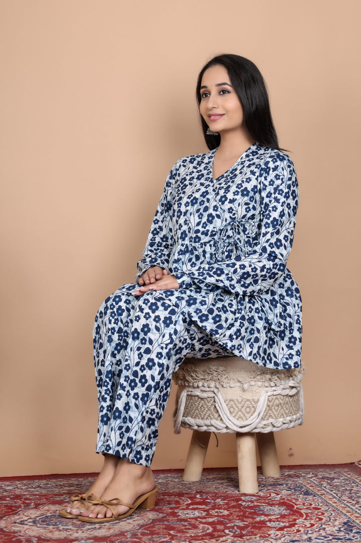 Traditional aangrakhha style sets
