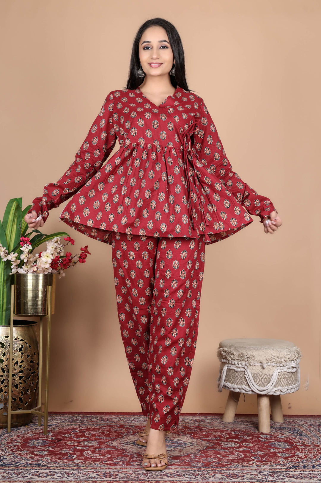Traditional aangrakhha style set