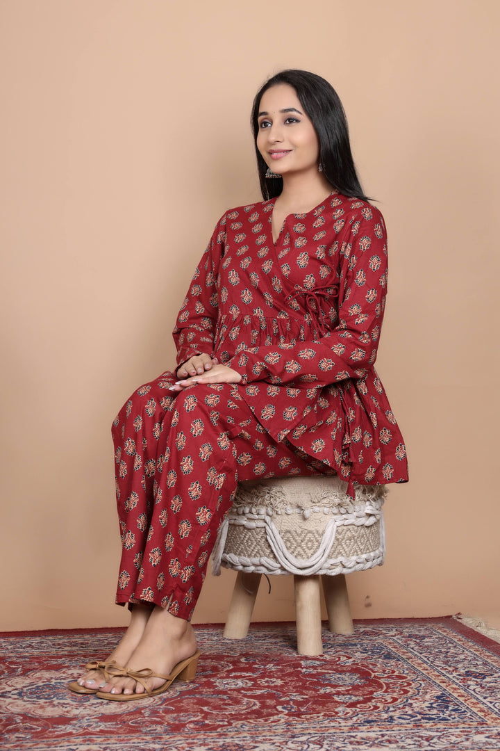 Traditional aangrakhha style set