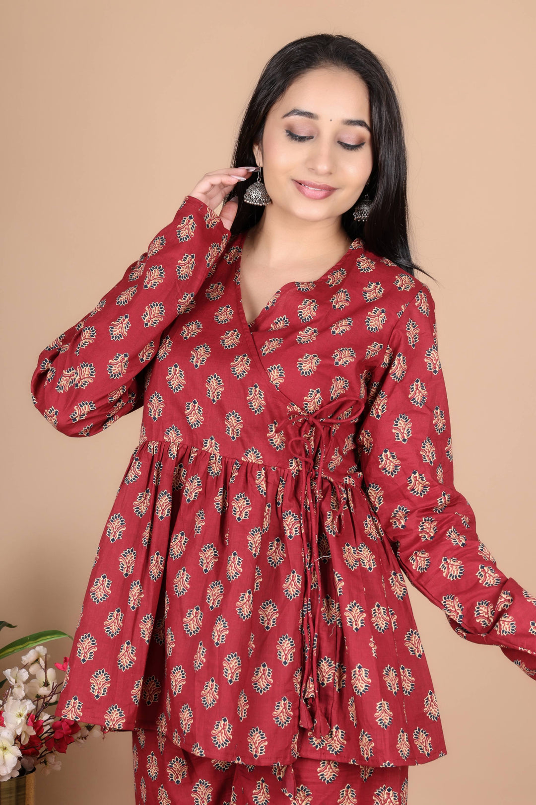 Traditional aangrakhha style set