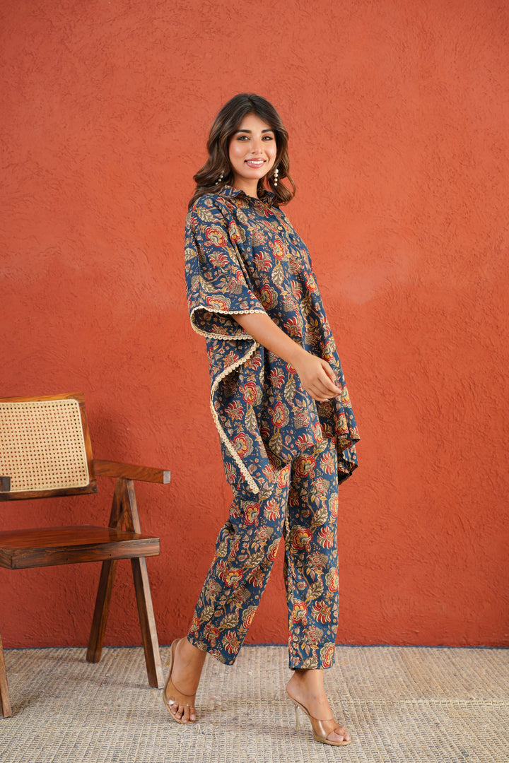 Dark blue Kaftaan